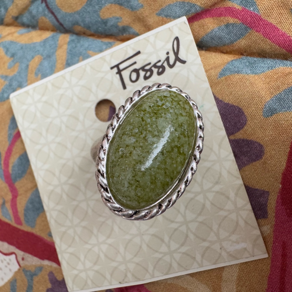 Vintage Fossil Ring Size 7 NWT